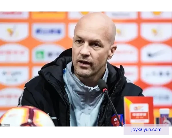 克鲁伊夫比赛统治力显现，球队表现稳定，备受关注