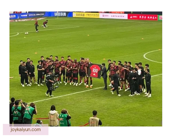 亚冠联赛半决赛分析：各球队状态回暖，竞争激烈态势显著